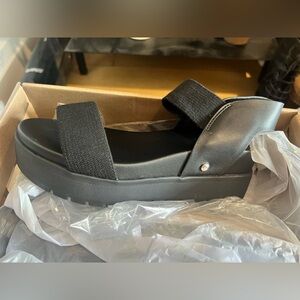 NWT - MIA Black Platform Sandals